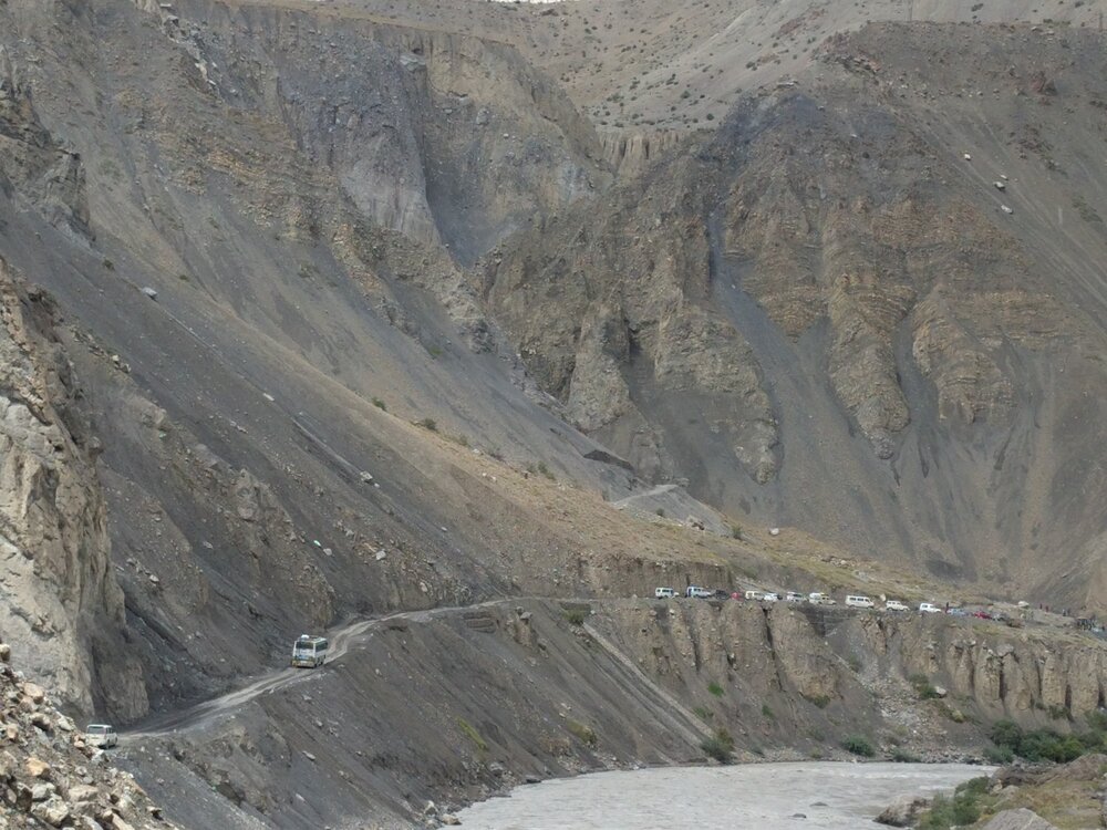 landslide-on-the-way-to-tabo-from-kaza