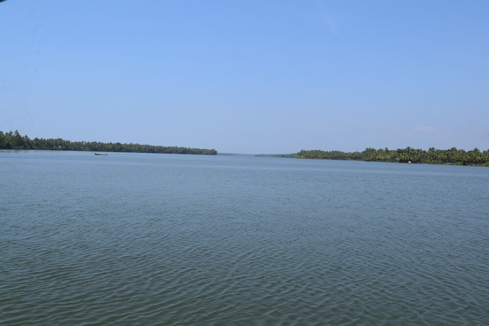 valyaparamba-backwater